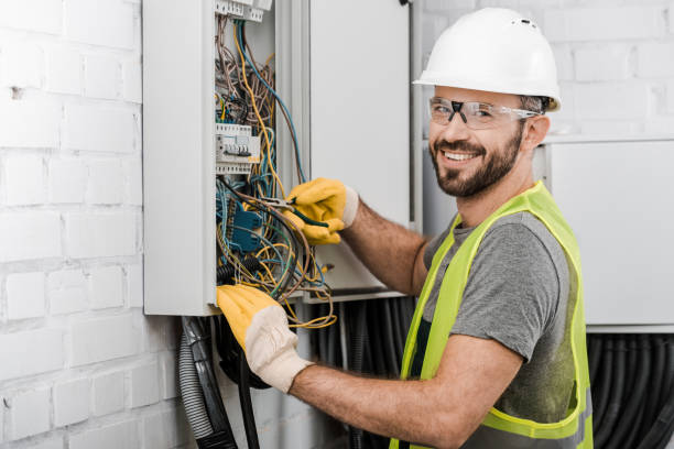 Best Licensed Electrician  in Kronenwetter, WI